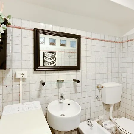 Living - Mansarda Vittorio Emanuele Turín